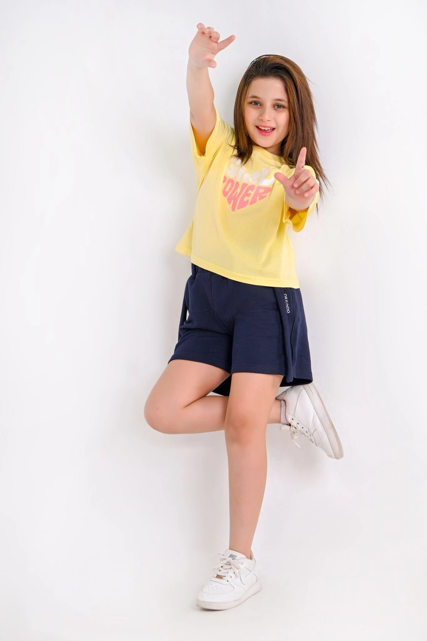 Boxy Cut Oversize Croptop
